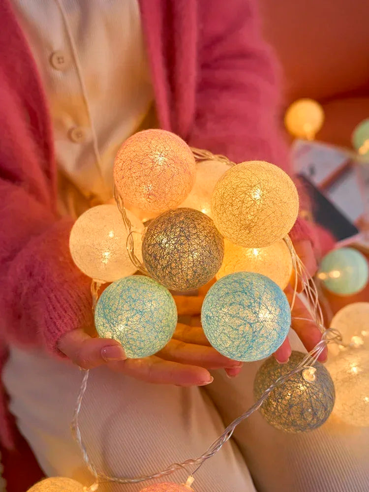 LED Cotton Balls String Lights Lantern Battery or USB Powered Wedding Home Party Ornament Lighting Stings Christmas Decoration