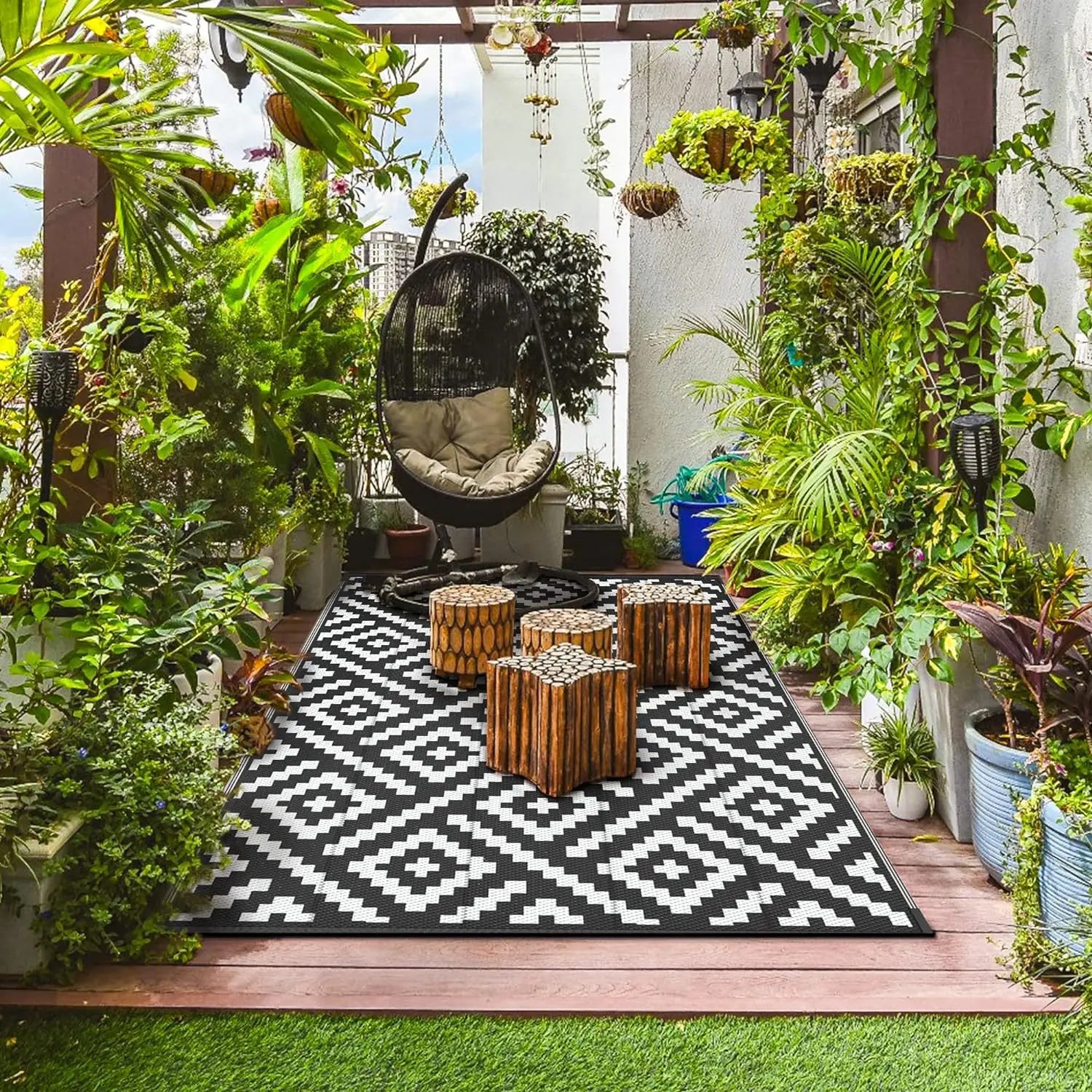 Waterproof Outdoor Rug & Picnic Mat | Patio, Camping & Garden