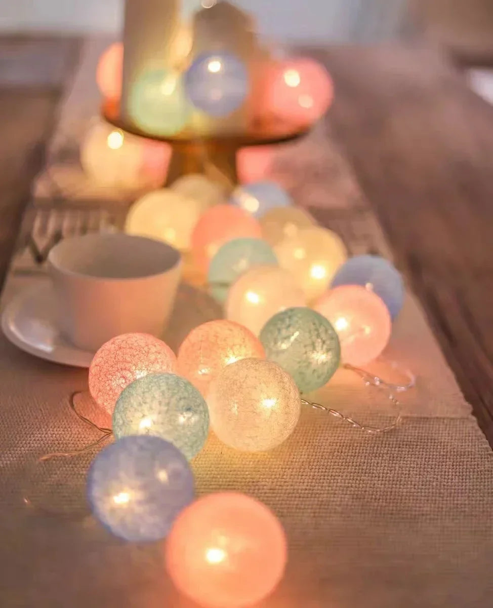LED Cotton Balls String Lights Lantern Battery or USB Powered Wedding Home Party Ornament Lighting Stings Christmas Decoration