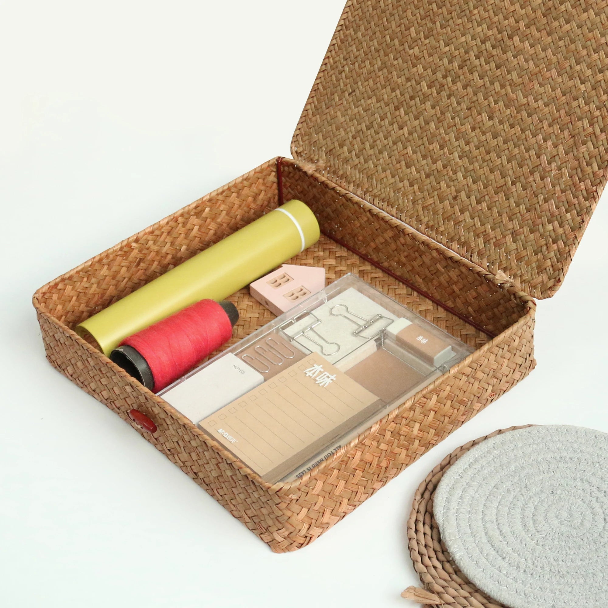 2 Pcs Seagrass Baskets with Lid Wicker Storage Basket Flat Rattan Storage Bins Woven Organizer Basket for Shelf, Closet, Bedroom